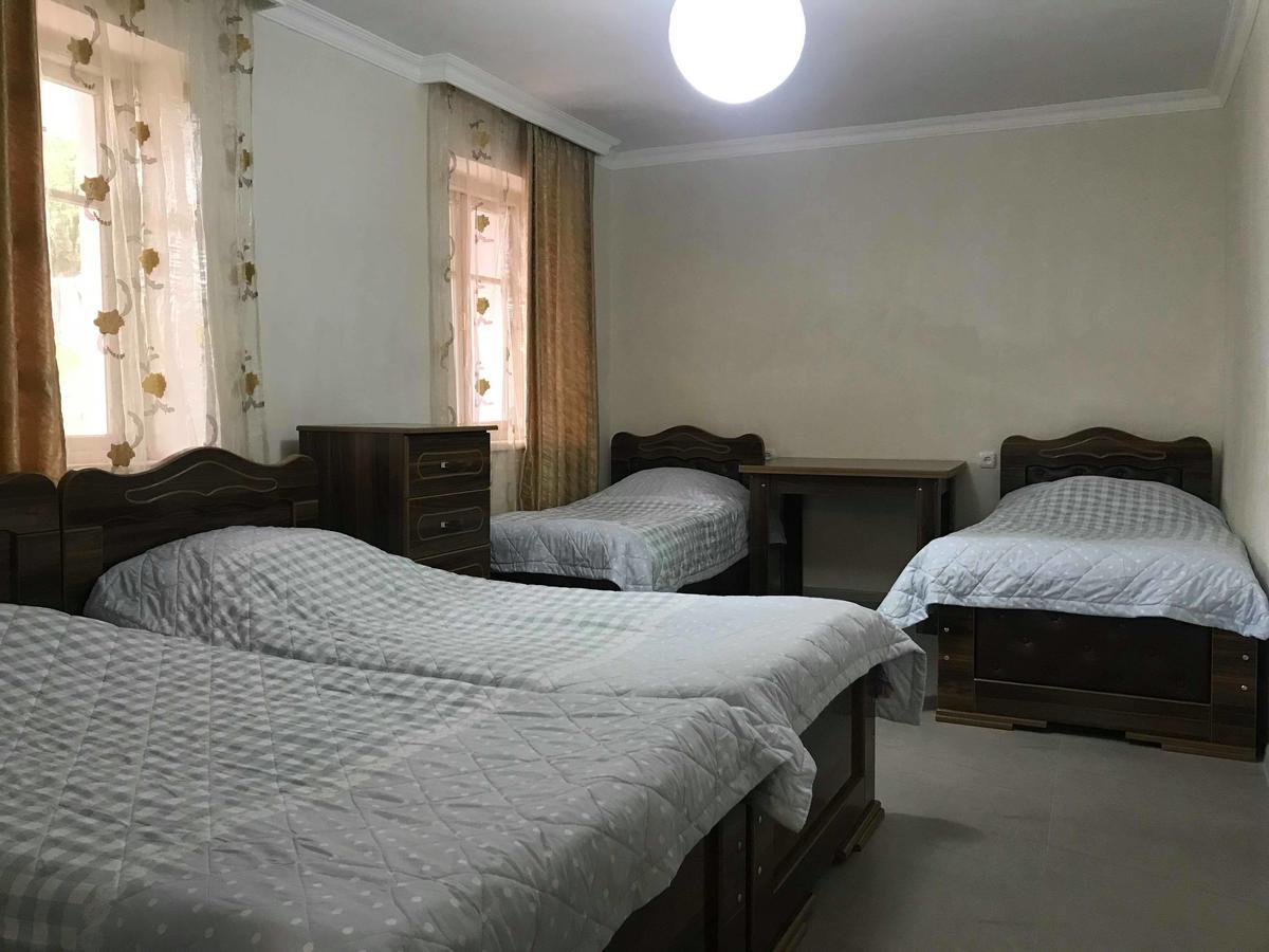 Guest House Racha アンブロラウリ エクステリア 写真